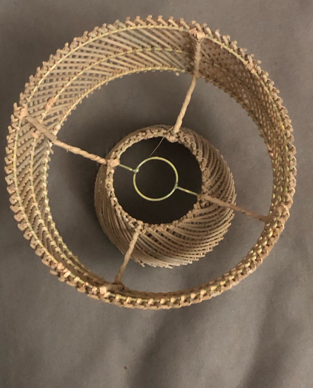 Lámpara de mesa Ainaro - S